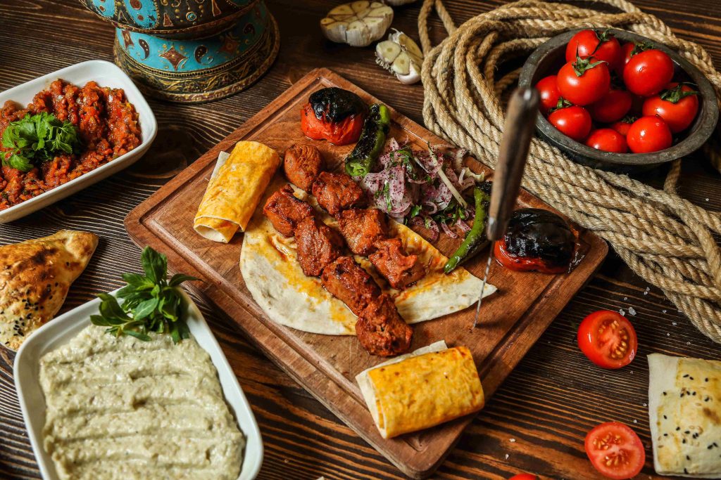 Eating Arabic Food in Dubai: How to Tell the Difference Between Authentic and Adapted